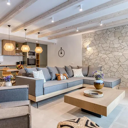Willa Avale Luxury *