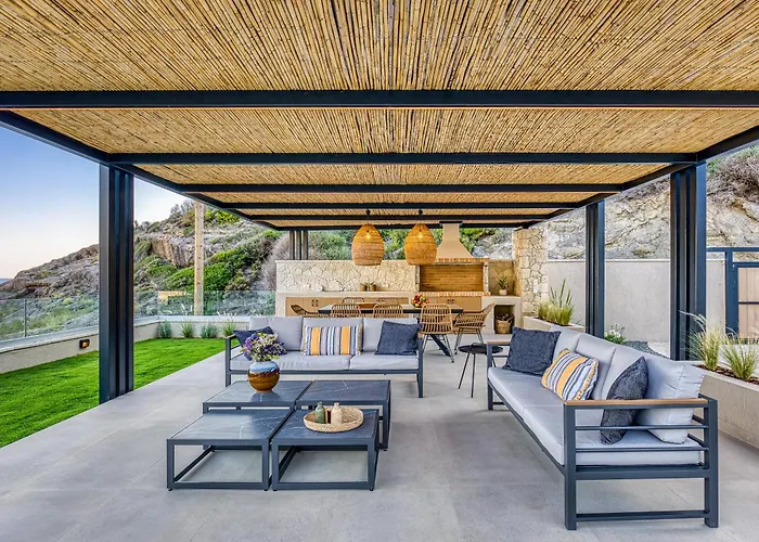 Avale Luxury