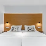Avale Luxury Villa *