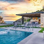 Avale Luxury *