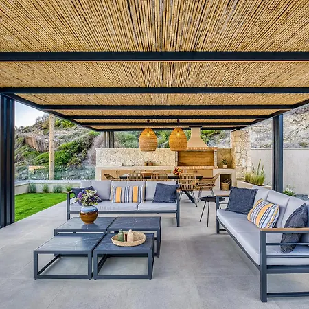 Avale Luxury